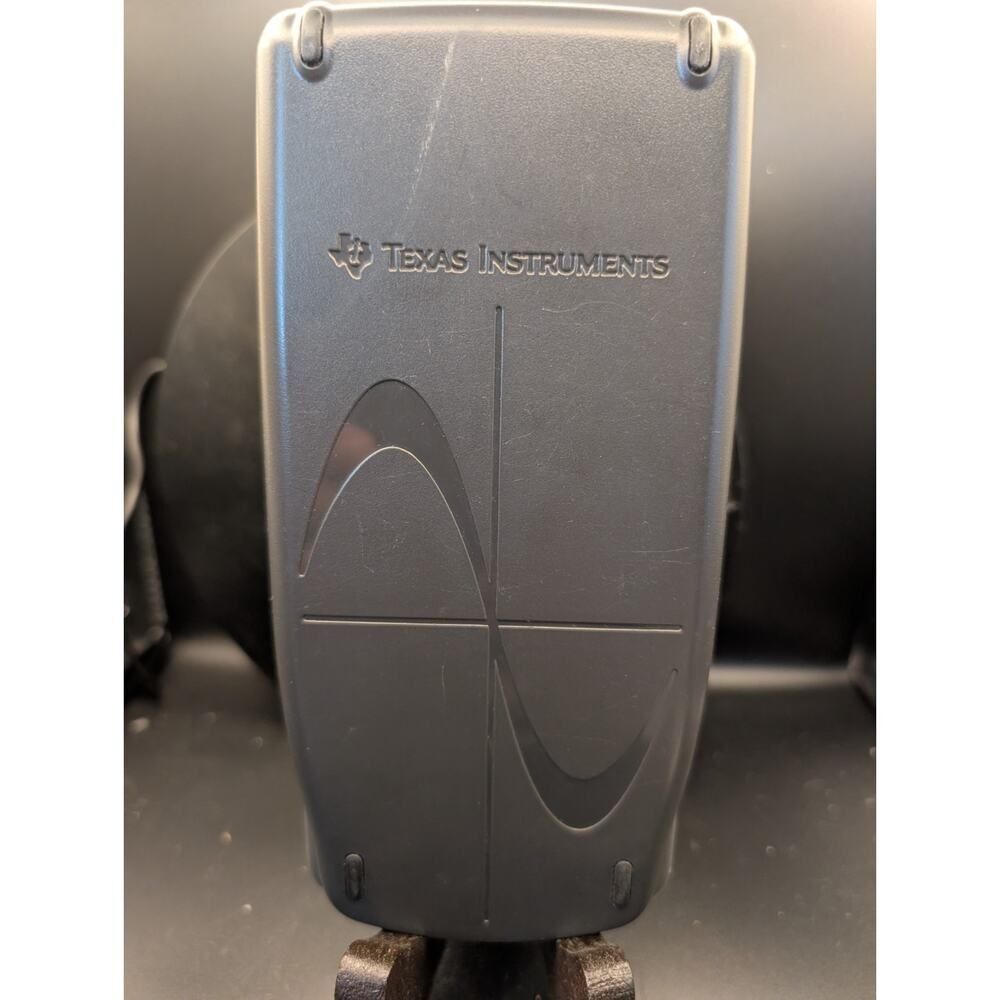 TI‑82 Graphing Calculator • Powers On • Not Fully Tested • Parts Only - Picture 2 of 3